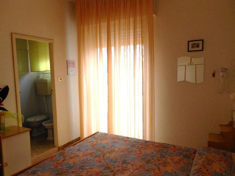 Hotel Vevey Rimini Cameră foto